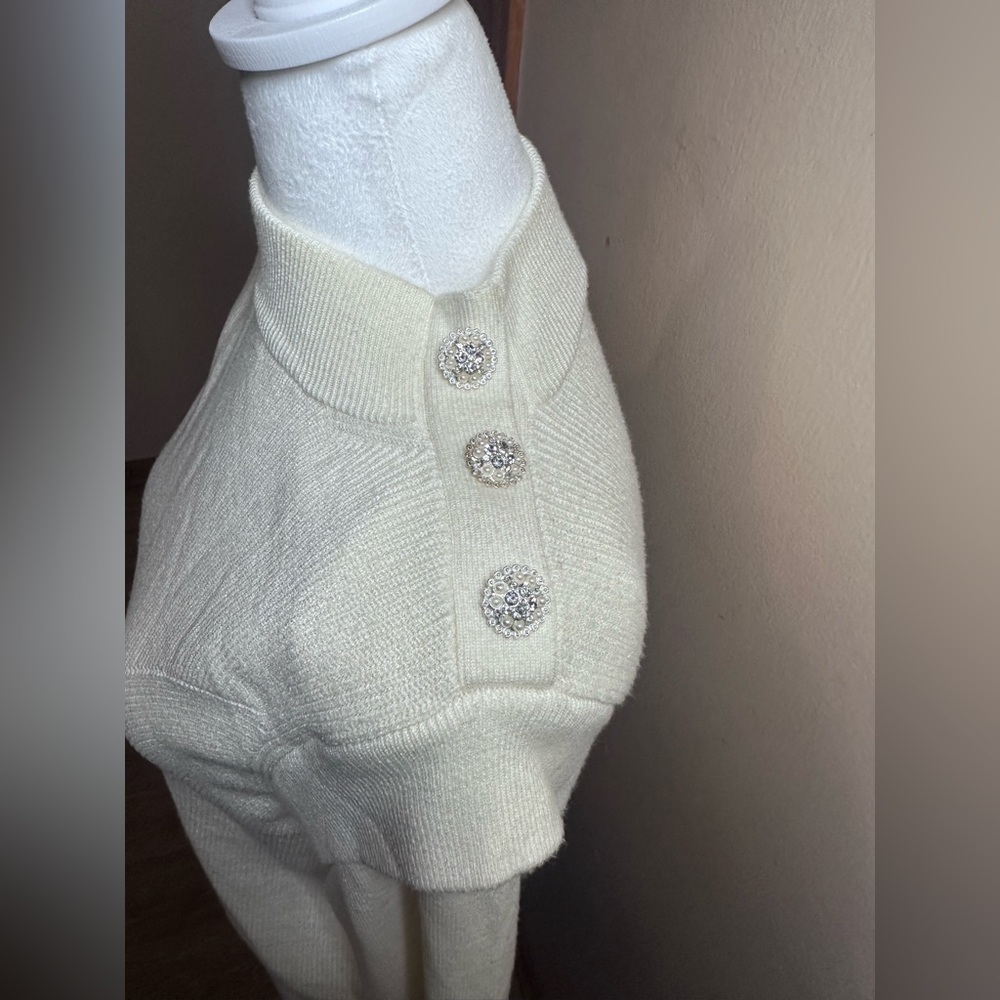 Chic Cream Turtleneck Sweater with Embellished Buttons